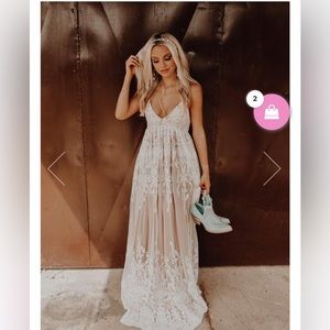 Long lace dress size large